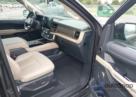 2024 Ford Expedition Limited Max z USA, uszkodzony, nr VIN 1FMJK2A87REA33491